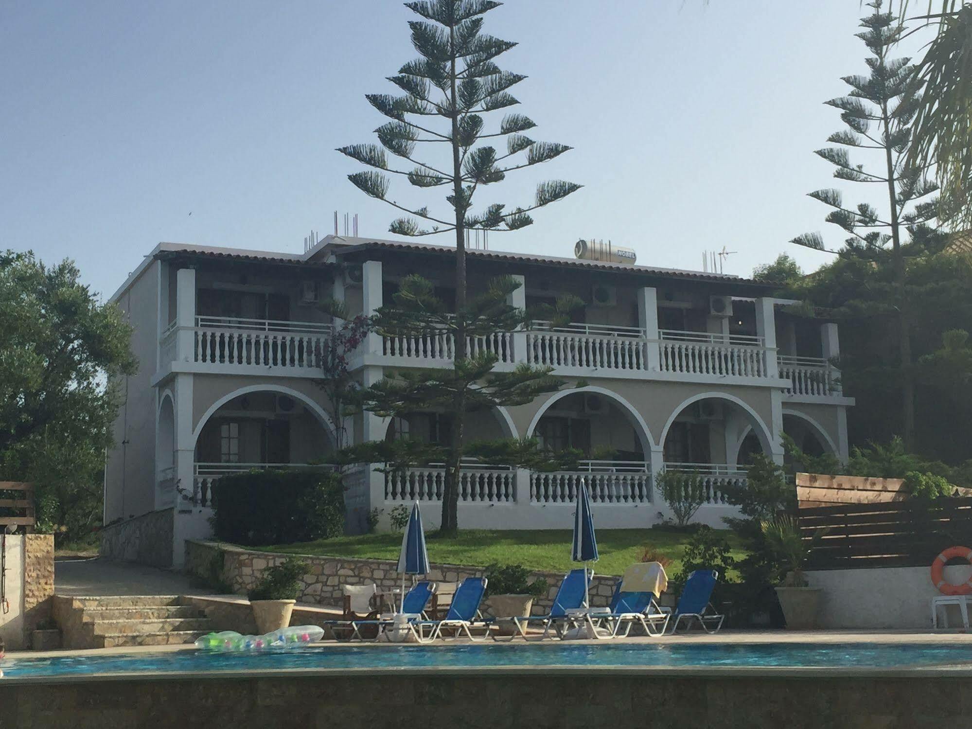 Ionian Aura Aparthotel Tsiliví Eksteriør bilde