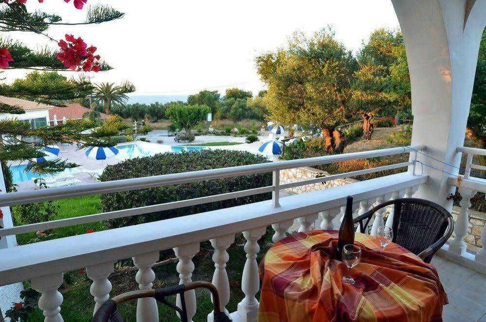 Ionian Aura Aparthotel Tsiliví Eksteriør bilde