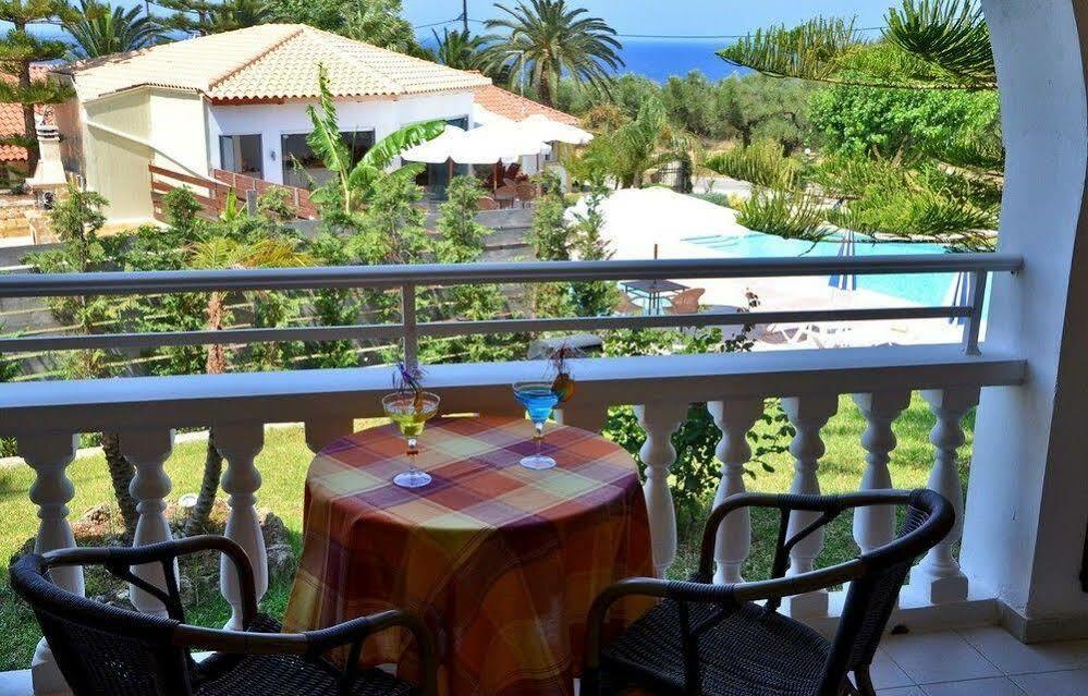Ionian Aura Aparthotel Tsiliví Eksteriør bilde